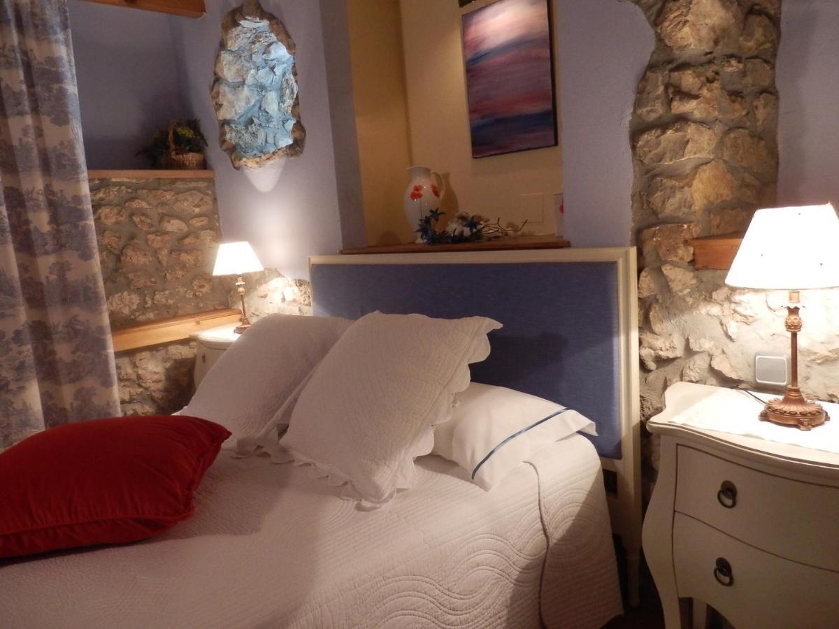 Posada El Salin Hotel Munorrodero ภายนอก รูปภาพ